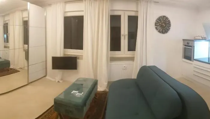 Mit Schoener, Moderner Einrichtung * Köln