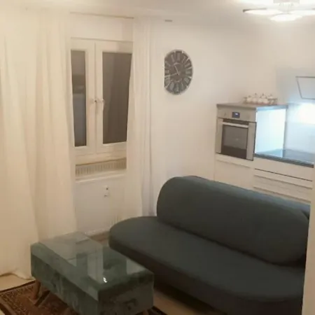 Mit Schöner, Moderner Einrichtung Apartment