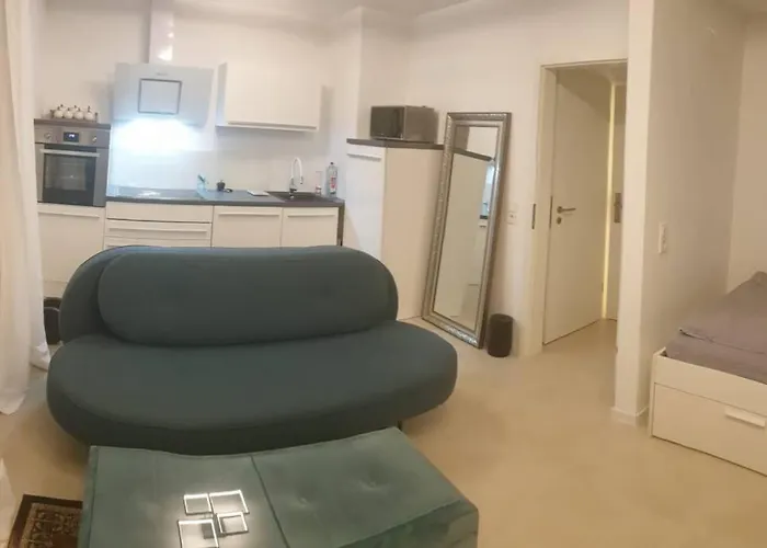 Appartement Mit Schoener, Moderner Einrichtung *