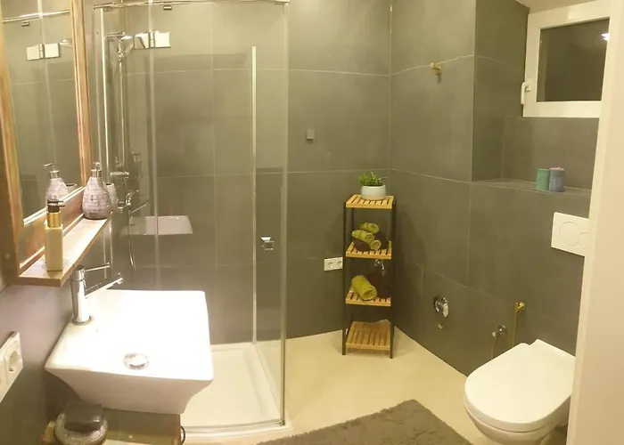 Mit Schoener, Moderner Einrichtung Keulen