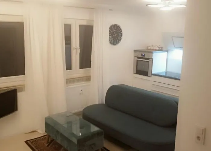 Mit Schoener, Moderner Einrichtung Appartement