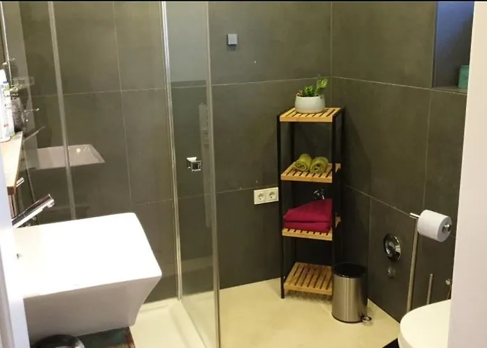 Mit Schoener, Moderner Einrichtung Appartement *