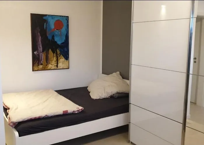 Mit Schoener, Moderner Einrichtung Appartement *